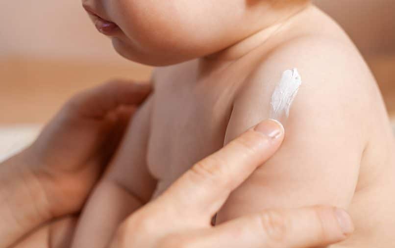 La peau du nouveau-né : 6 points clés en pratique pour préserver la peau  saine du bébé dès la naissance en maternité